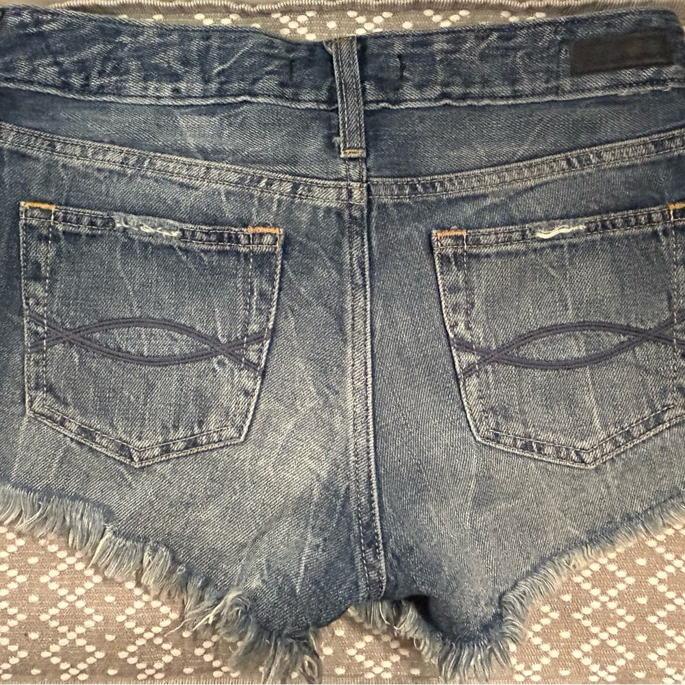 ABERCROMBIE & FITCH - W 24 L 3 Shorts - Picture 5 of 10